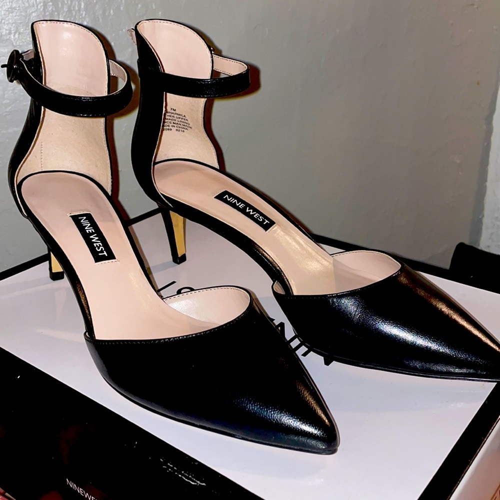 Nine West Heels size 7 excellent condition